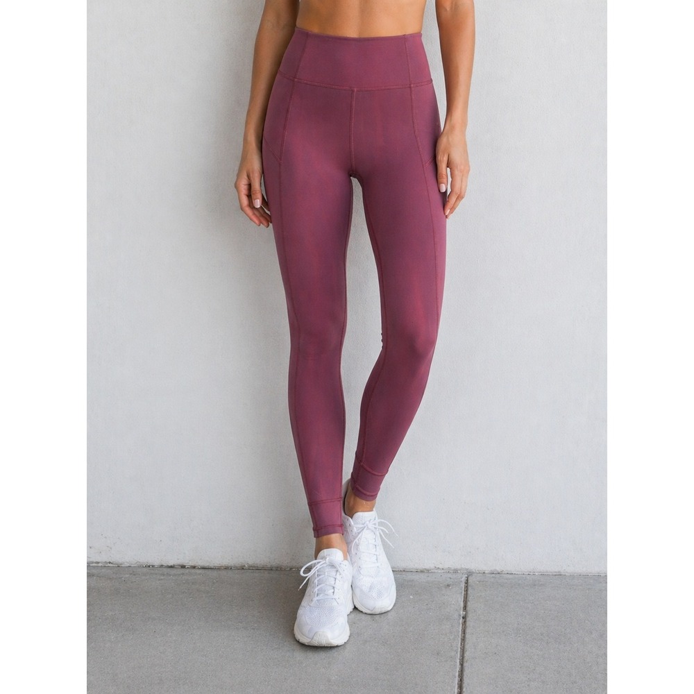 Lululemon Size 4 Burgundy Red Merlot Leggings Nulux 25 High Rise Running Tight